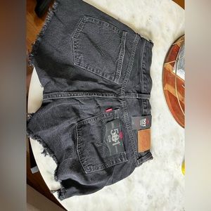 New with tags Levi’s 501 shorts